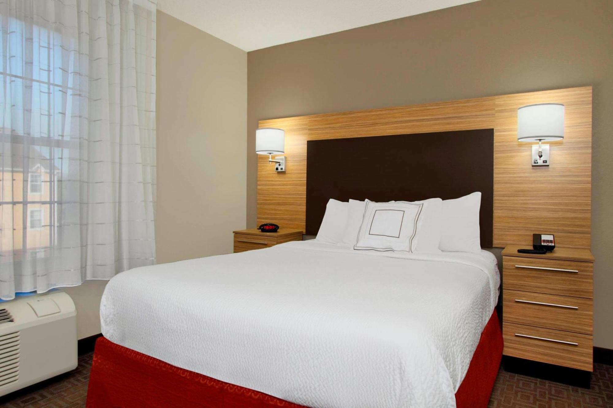 Towneplace Suites Fort Worth Southwest Tcu Area Exterior photo